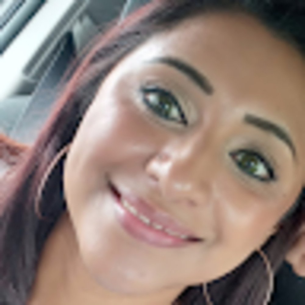 Meet your Posher, Paola